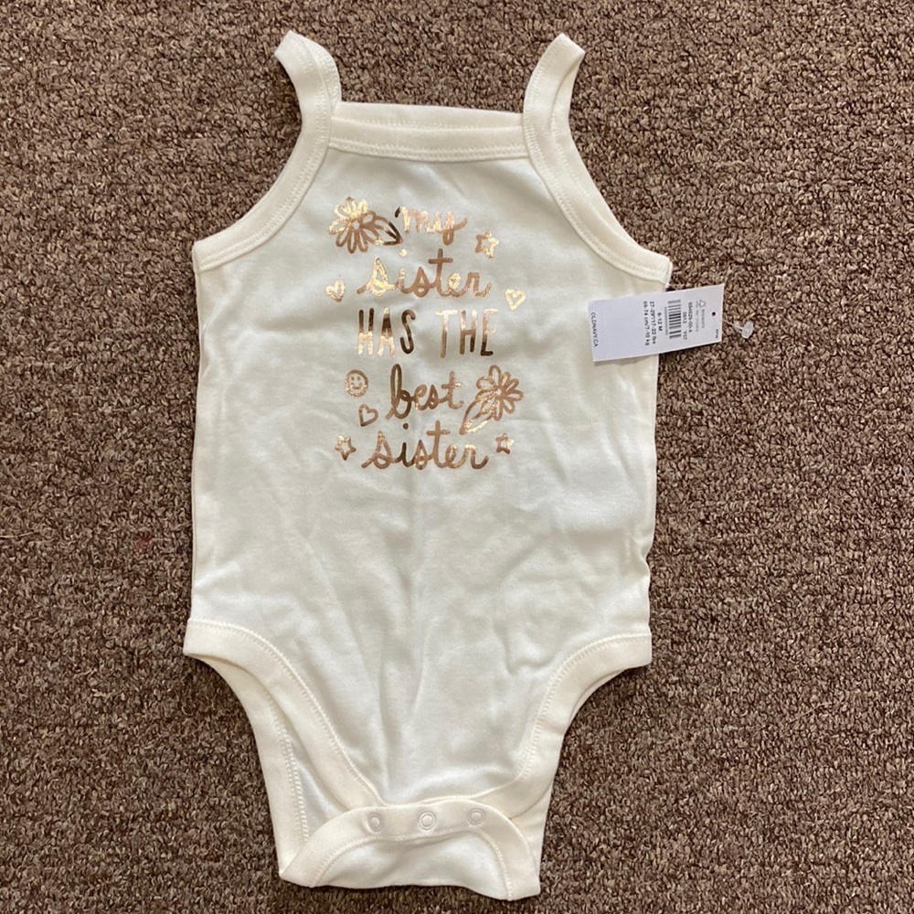 🌟4/$16🌟NWT Old Navy  “Sister” onesie